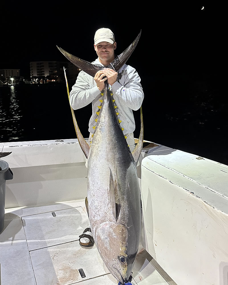 Yellowfin Tuna Fishing Charter Boat Championship 04